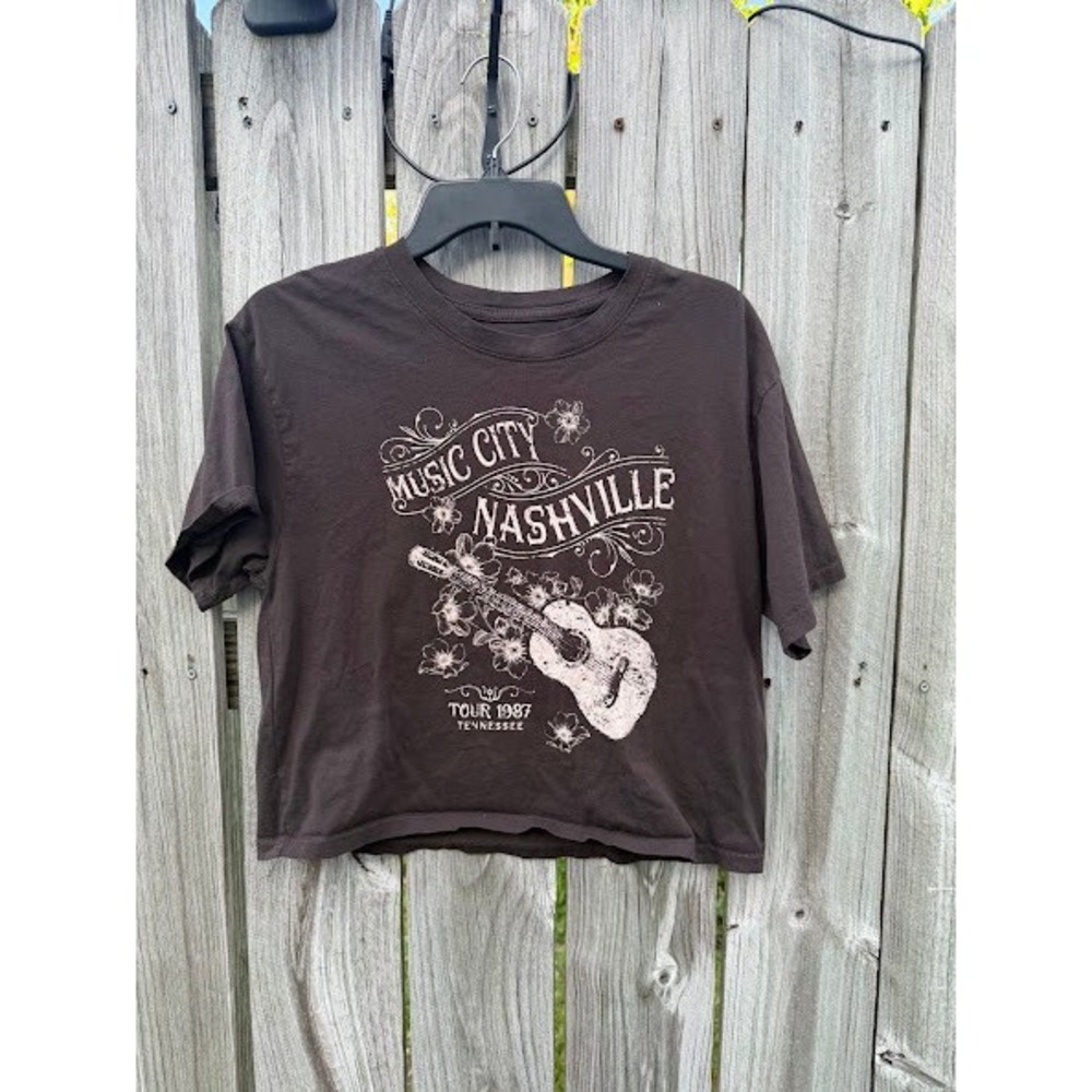Country Western Organic Generation Music City Nashville Tour 1987 Crop Tee Mediu